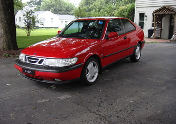 Błotnik tylny lewy Saab 900 II